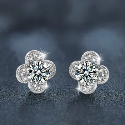 Bông Tai Bạc Nữ đính Kim Cương Moissanite Cỏ 4 Lá Journey LILI 160566 3