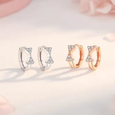 Bông Tai Bạc Nữ Tròn đính đá CZ Hình Chiếc Nơ Finley LILI 160263 3