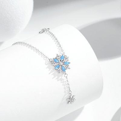 Dây Chuyền Bạc Nữ đính đá CZ Hình Bông Tuyết Eliza LILI 159570 3