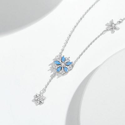 Dây Chuyền Bạc Nữ đính đá CZ Hình Bông Tuyết Eliza LILI 159570 4