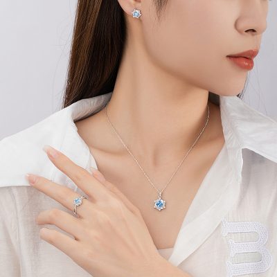 Dây Chuyền Bạc Nữ đính đá CZ Hình Ngôi Sao 6 Cánh Rylee LILI 159578 2