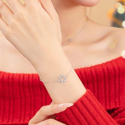 Lắc Tay Bạc Nữ đính đá CZ Hình Bông Tuyết Winter LILI 158335 5