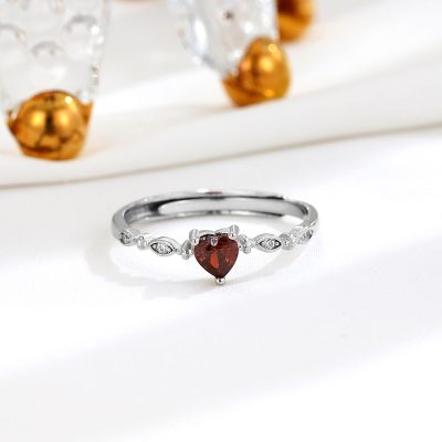 Nhẫn Bạc Nữ đính đá CZ Hình Trái Tim Riley LILI 159000 6