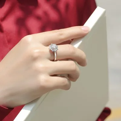Nhẫn Bạc Nữ đính Kim Cương Moissanite Lainey LILI 159093 2