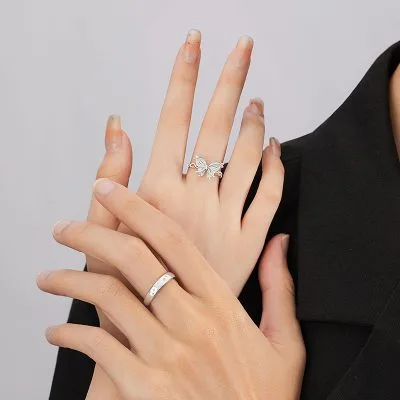 Nhẫn đôi Bạc Dạ Quang đính đá CZ Hồ điệp Claire LILI 159293 2
