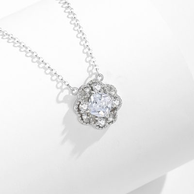 Dây Chuyền Bạc Nữ đính đá CZ Cỏ 4 Lá Serena LILI 166643 3