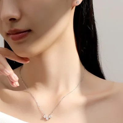 Dây Chuyền Bạc Nữ đính đá CZ Ngôi Sao 5 Cánh Aurelia LILI 166618 3