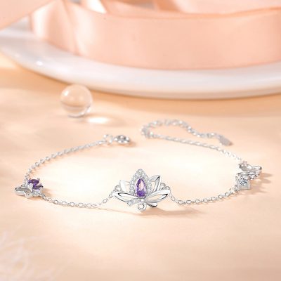 Lắc Tay Bạc Nữ đính đá CZ Hình Bông Hoa Sen Journee LILI 166104 1