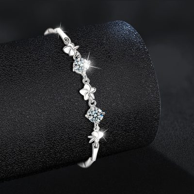 Lắc Tay Bạc Nữ đính Kim Cương Moissanite Hoa May Mắn Hallie LILI 166027 6