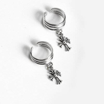 Bong Tai Bac Nu Dang Kep Chrome Hearts Thanh Gia LILI 871381 2