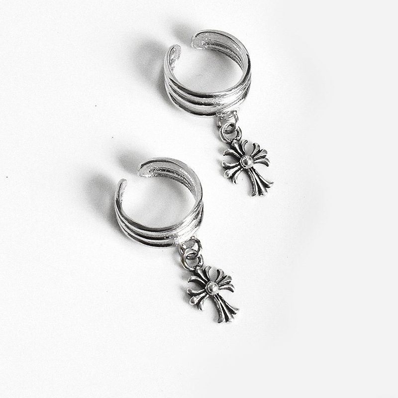 Bong Tai Bac Nu Dang Kep Chrome Hearts Thanh Gia LILI 871381 2