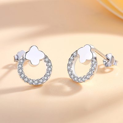 Bông Tai Bạc Nữ đính đá CZ Hình Cỏ 4 Lá Saylor LILI 173225 3