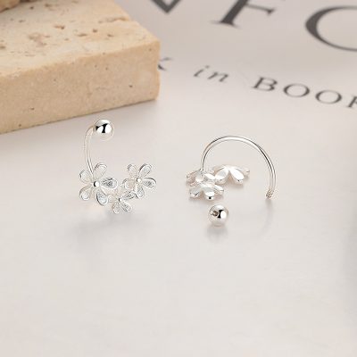 Bông Tai Bạc Nữ Hình 3 Bông Hoa Nhỏ Rowan LILI 173343 3