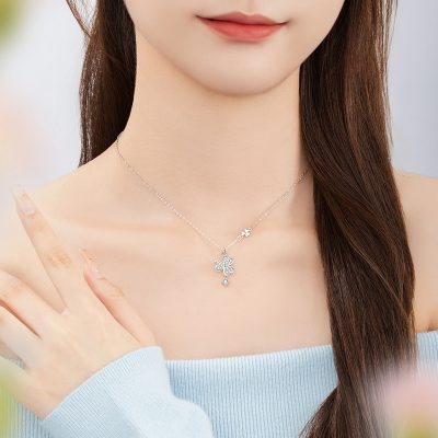 Dây Chuyền Bạc Nữ đính đá CZ Cỏ 3 Lá Madelyn LILI 172998 2