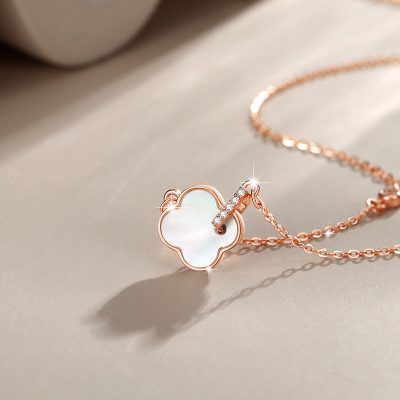 Dây Chuyền Bạc Nữ đính đá CZ Hình Cỏ 4 Lá Eloise LILI 172899 4