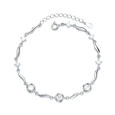 Lắc Tay Bạc Nữ đính đá CZ Cỏ 4 Lá Isabelle LILI 172465 2