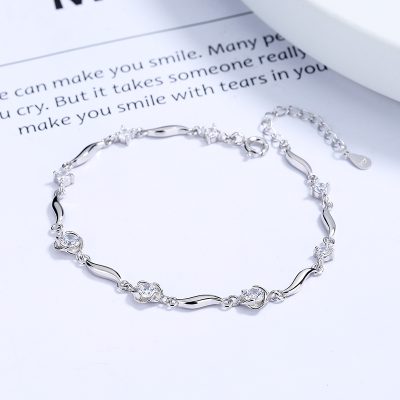 Lắc Tay Bạc Nữ đính đá CZ Cỏ 4 Lá Isabelle LILI 172465 3