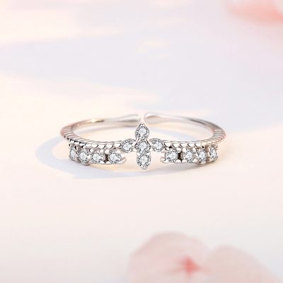 Nhẫn Bạc Nữ đính đá CZ Hình Cỏ 4 Lá Keilani LILI 172656 1