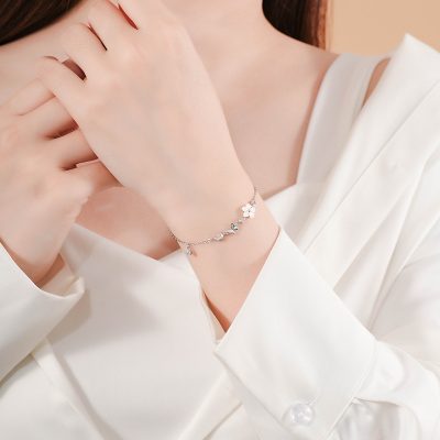 Lắc Tay Bạc Nữ đính đá CZ Hoa Bướm Marceline LILI 176186 3