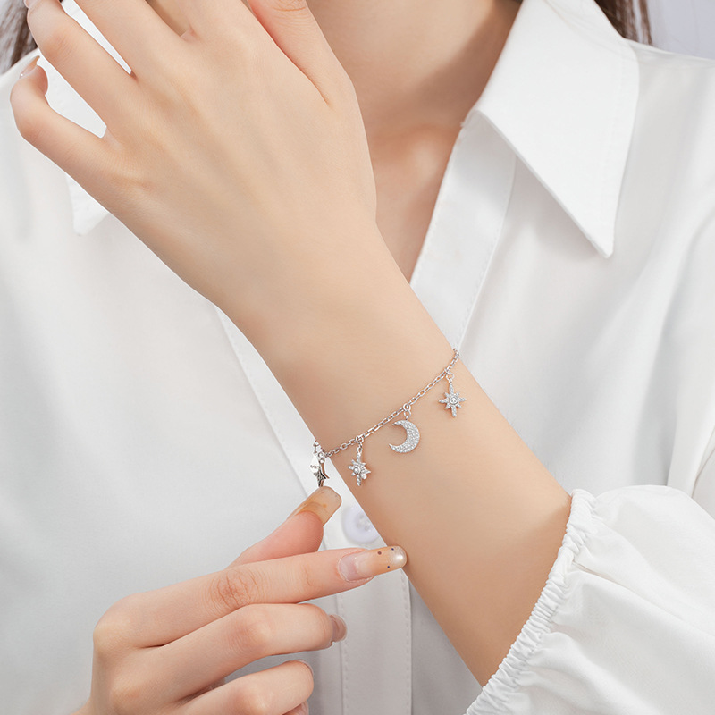 Lắc Tay Bạc Nữ đính đá CZ Trăng Sao Emerson LILI 175545 2