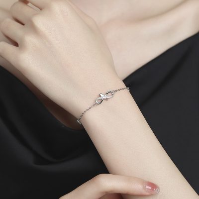 Lắc Tay Bạc Nữ đính đá CZ Vô Cực Kim Tiền Lauren LILI 176071 4