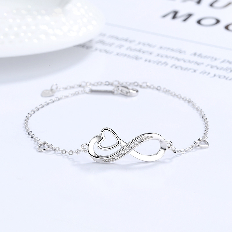 Lắc Tay Bạc Nữ đính đá CZ Vô Cực Trái Tim Briella LILI 176085 1