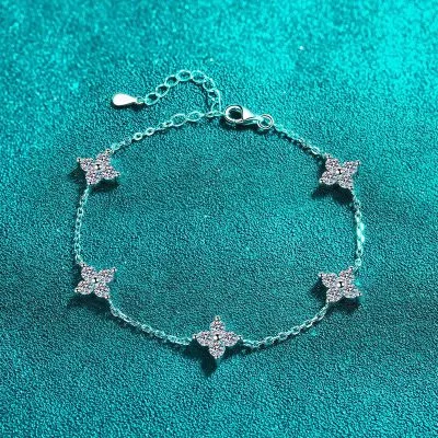Lắc Tay Bạc Nữ đính Kim Cương Moissanite Cỏ 4 Lá Maliyah LILI 176440 1