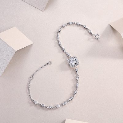 Lắc Tay Bạc Nữ đính Kim Cương Moissanite Mặt Vuông Daniella LILI 176379 4