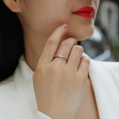 Nhẫn Bạc Nữ đính Kim Cương Moissanite Chuỗi Xoắn Ellis LILI 176493 3