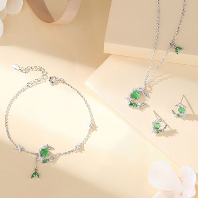 Bông Tai Bạc Nữ đính đá CZ Cành Thường Xuân Melanie LILI 181538 4