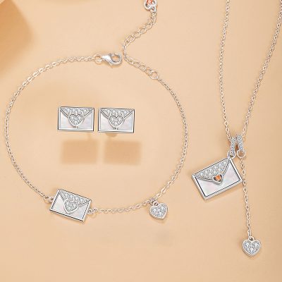 Bông Tai Bạc Nữ đính đá CZ Lá Thư Tình Yêu Wrenlee LILI 182016 3