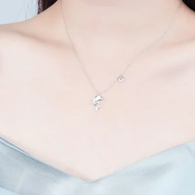 Dây Chuyền Bạc Nữ đính đá CZ Cá Dễ Thương Caroline LILI 181143 3