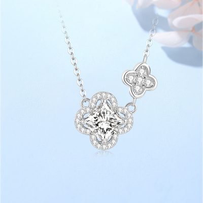 Dây Chuyền Bạc Nữ đính đá CZ Cỏ 4 Lá Aaliyah LILI 181153 1