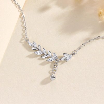 Lắc Tay Bạc Nữ đính đá CZ Vòng Nguyệt Quế Elani LILI 180572 2