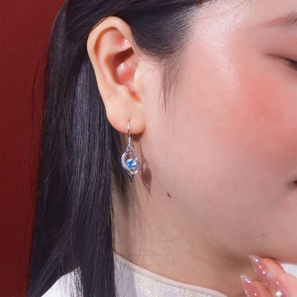 Bông Tai Bạc Ý S925 Nữ Mạ Bạch Kim đính đá CZ Hình Trái Tim LILI 991582