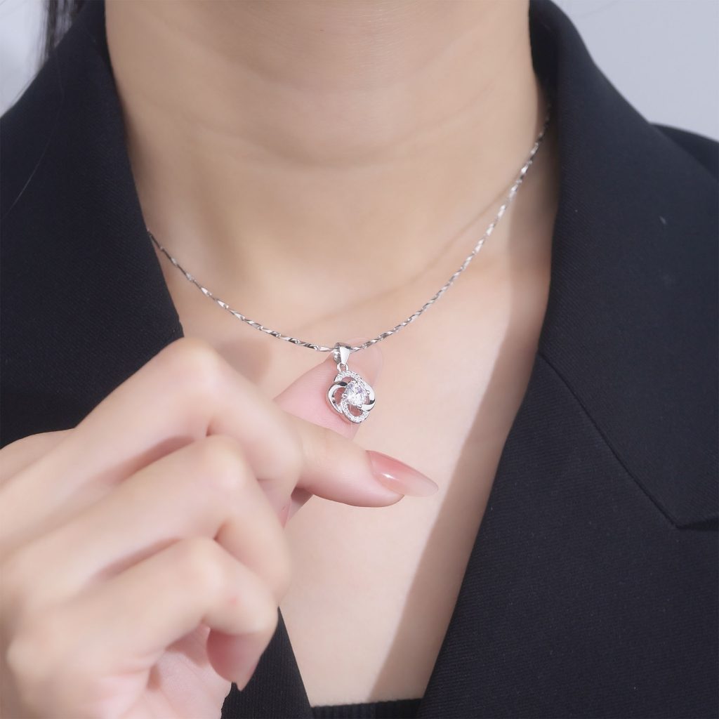 Dây Chuyền Bạc Nữ đính đá CZ Cỏ 4 Lá LILI 426865