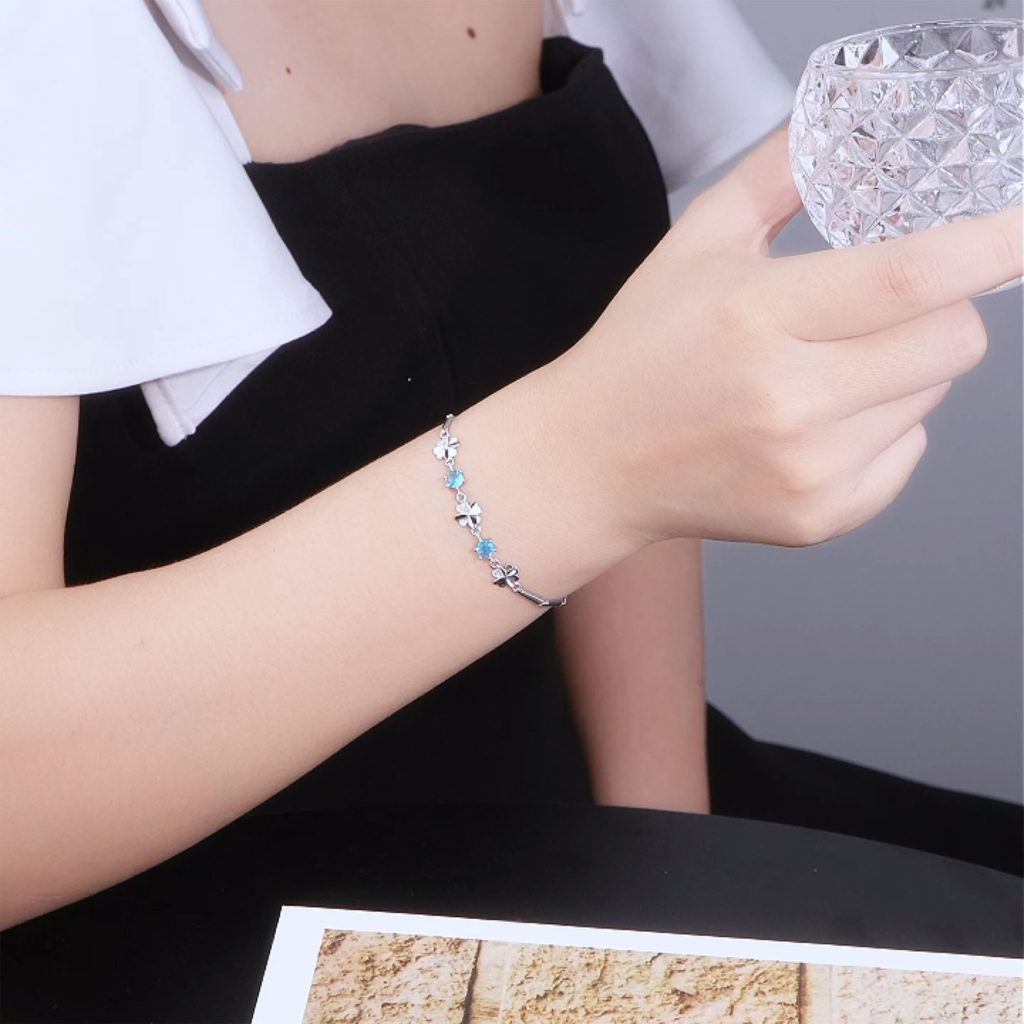 Lắc Tay Cỏ 4 Lá Phong Cách Thanh Lịch Hằng Ngày