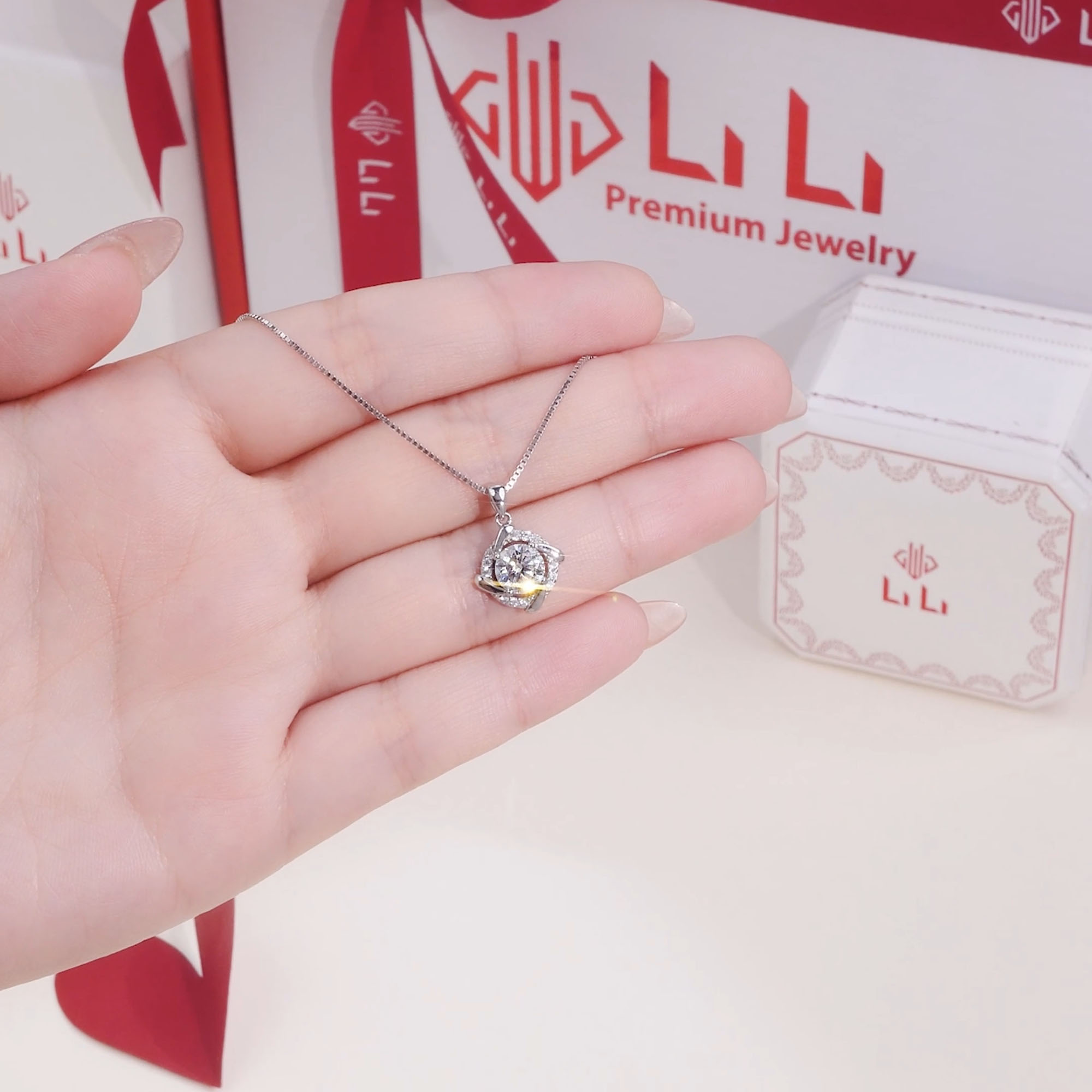 Dây Chuyền Bạc Nữ đính Kim Cương Moissanite Tròn Cách điệu LILI 413898