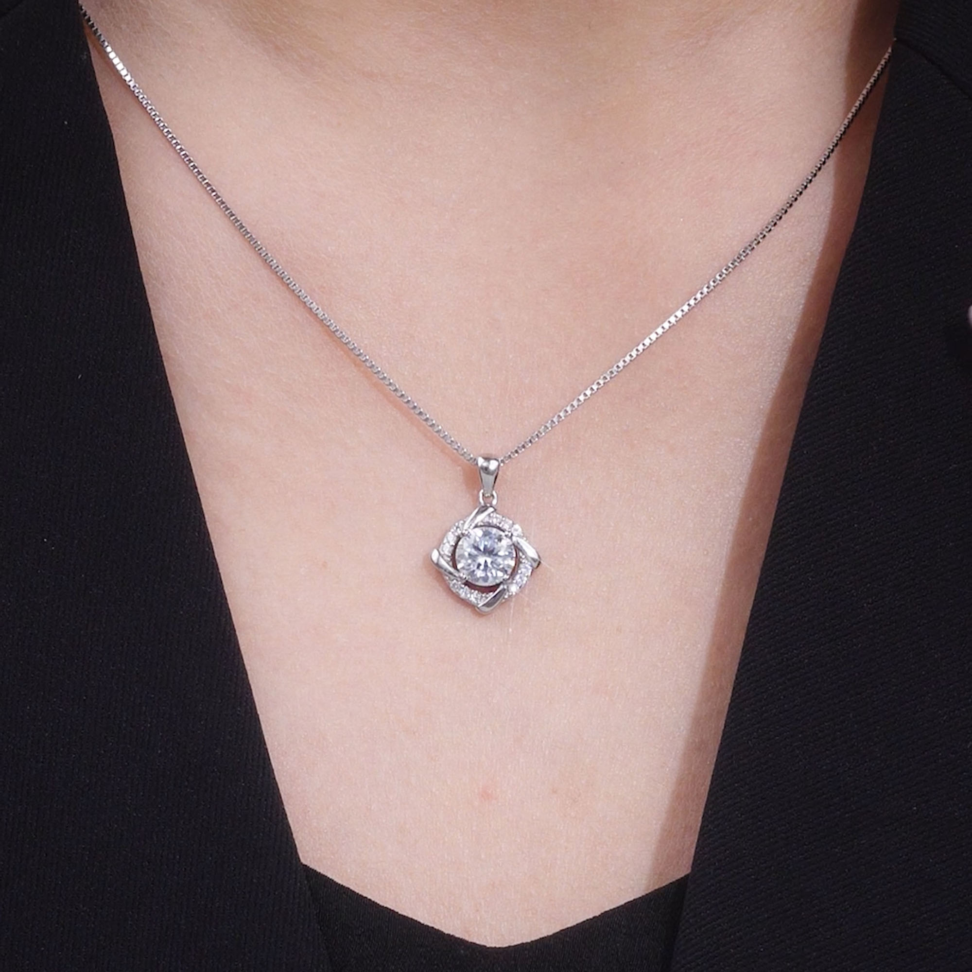 Dây Chuyền Bạc Nữ đính Kim Cương Moissanite Cách điệu LILI 413898