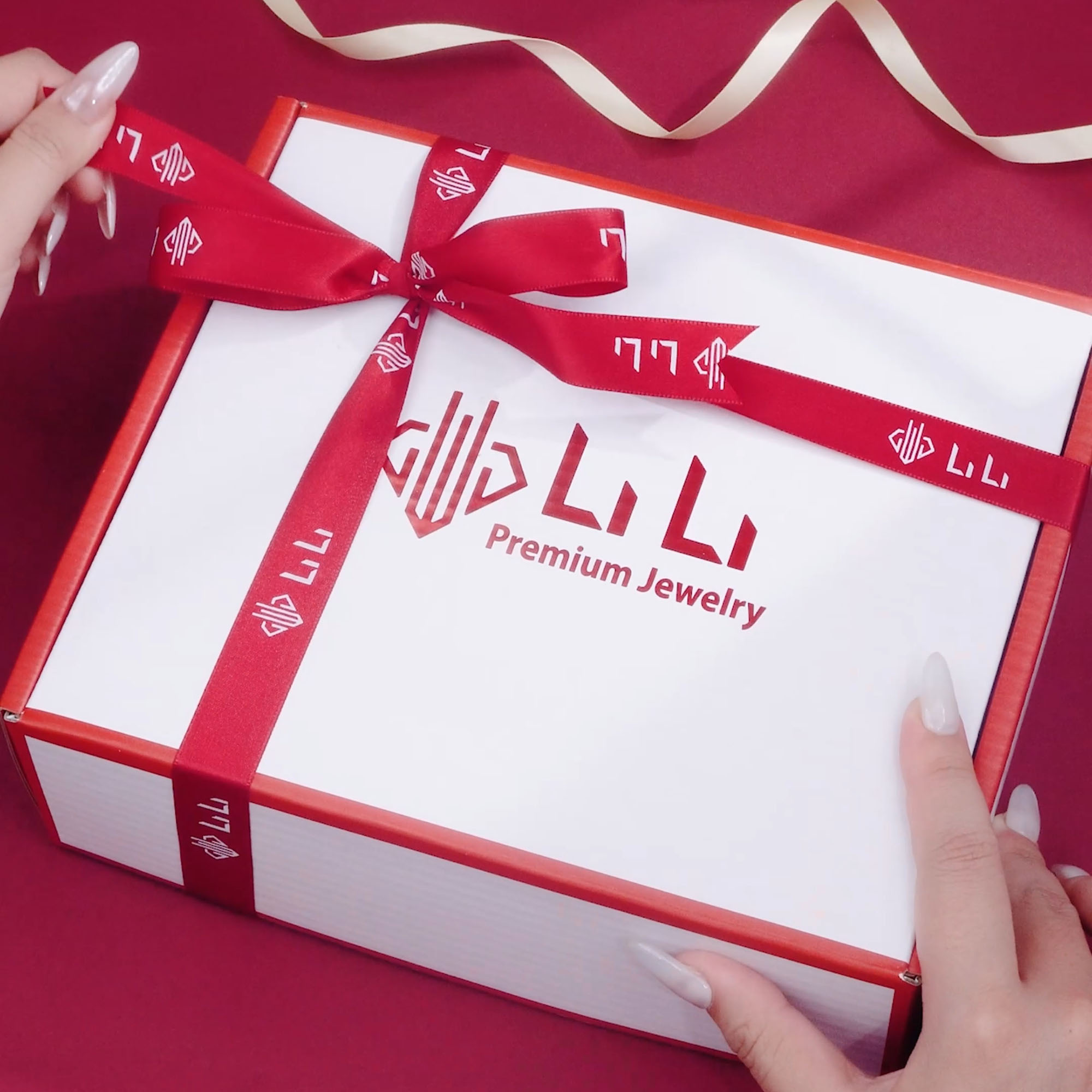 Hộp đóng Gói Cao Cấp Và độc Quyền Nhà LiLi