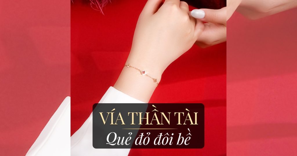 QUẺ ĐỎ ĐÔI BỀ LỘC VỀ TRONG TAY THUMBWEBF